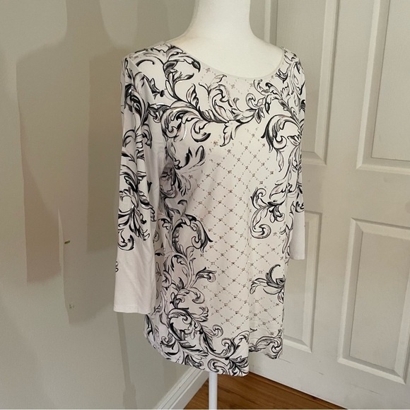 White House Black Market Top Size L - Picture 7 of 9